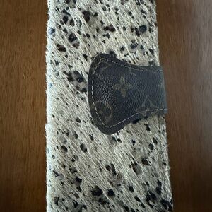 Leopard Print Faux Fur Long Wallet - Brown/Black